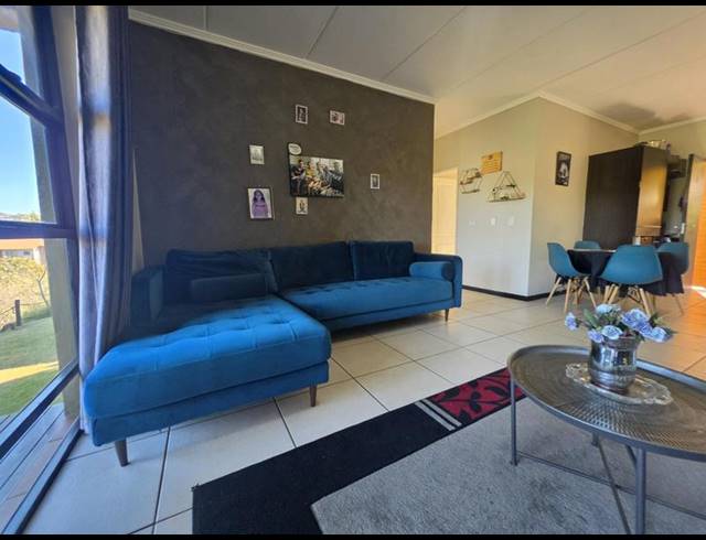 2 BEDROOM TOWNHOUSE FOR SALE IN GLENVISTA